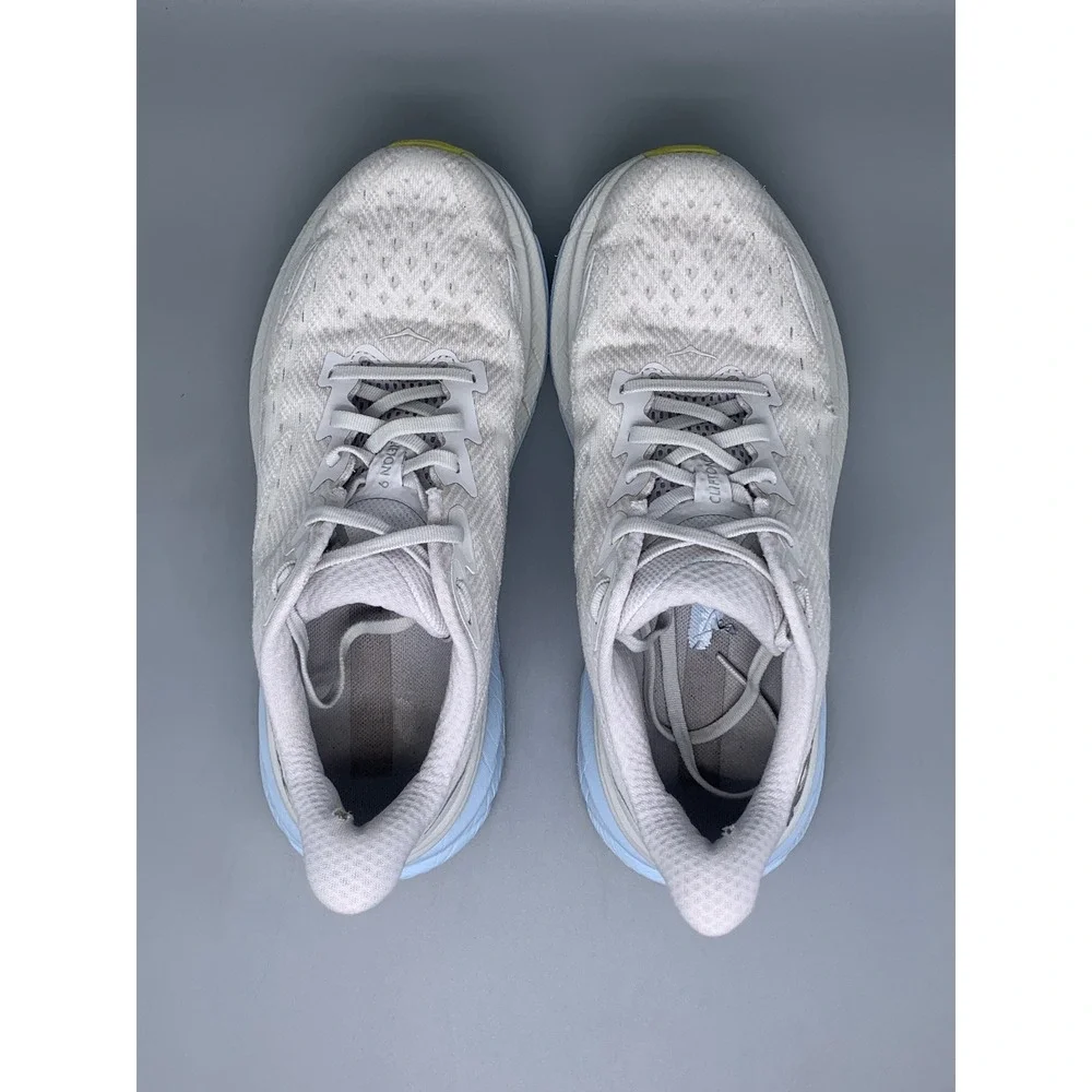 Hoka One‎ Clifton 9 Nimbus Silver Running Shoes Women's Sz 9B